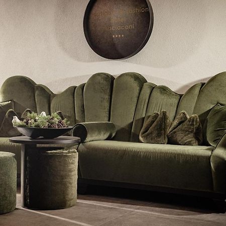 Boutique & Fashion Hotel Maciaconi - Gardenahotels Santa Cristina Val Gardena Экстерьер фото