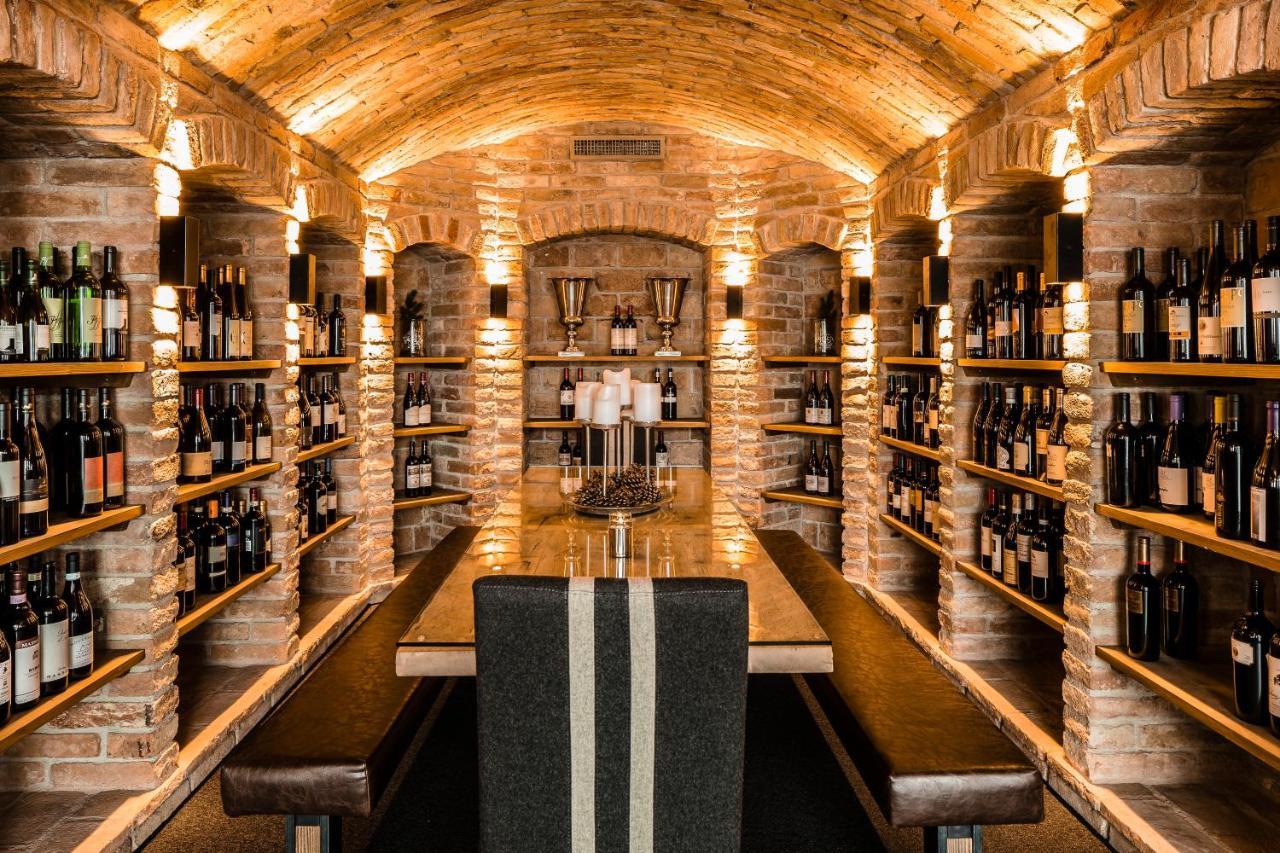 Boutique & Fashion Hotel Maciaconi - Gardenahotels Santa Cristina Val Gardena Экстерьер фото