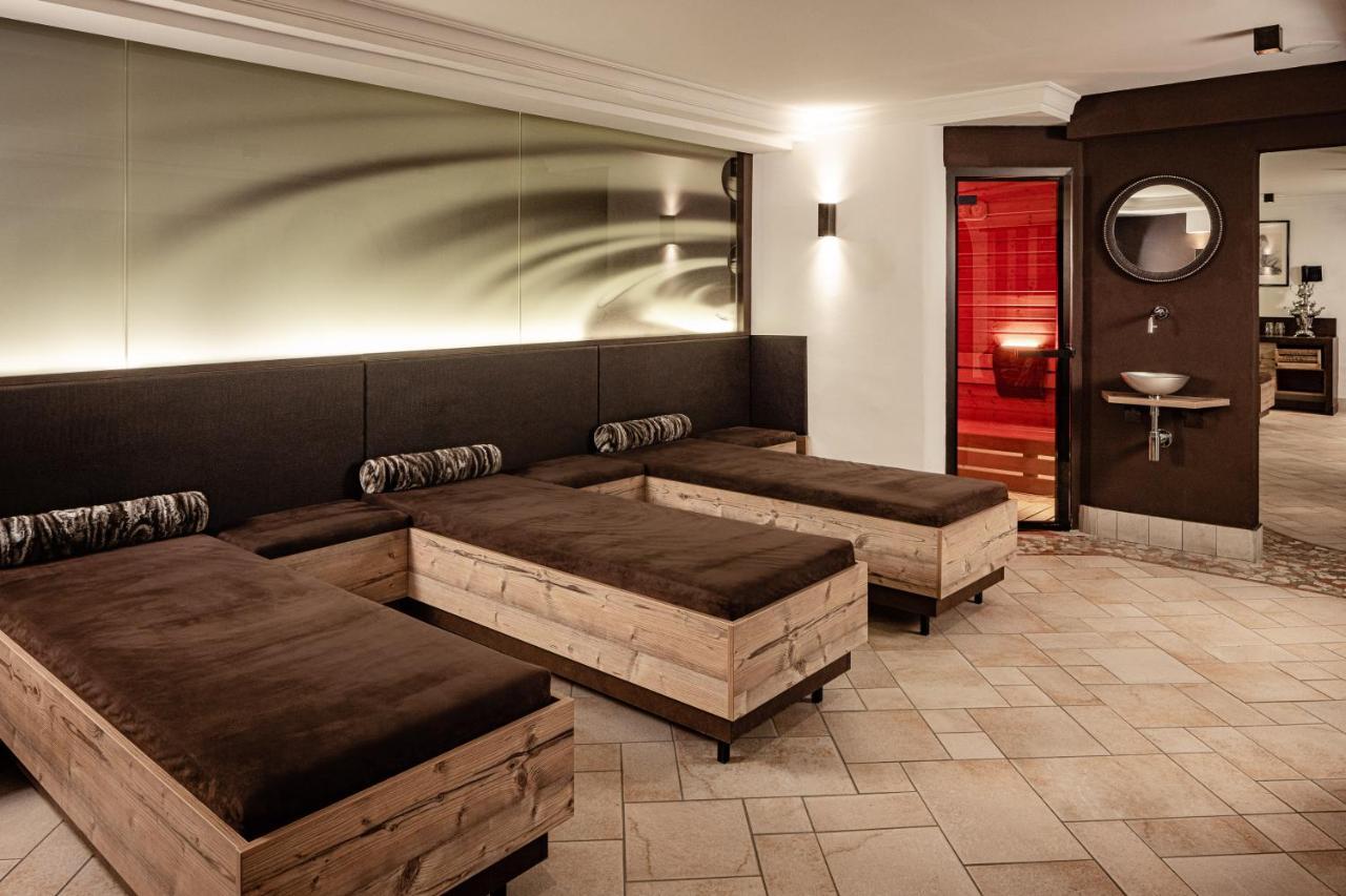 Boutique & Fashion Hotel Maciaconi - Gardenahotels Santa Cristina Val Gardena Экстерьер фото